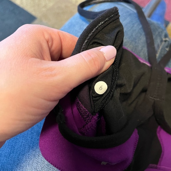 Lululemon flow y bra - Picture 2 of 3